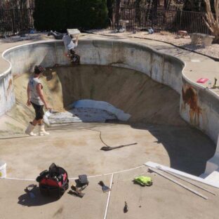 Pool liner replacement service 1 312x312 1